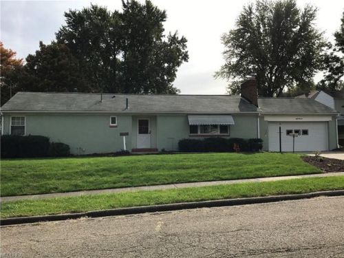 819 Franklin Rd, Massillon, OH 44646-4960