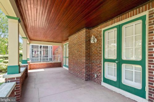 919 State St, Trenton NJ  08618-5327 exterior