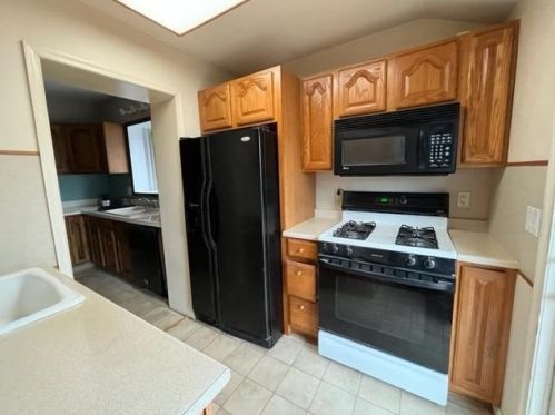 729 4th St, Catasauqua PA  18032-2332 exterior