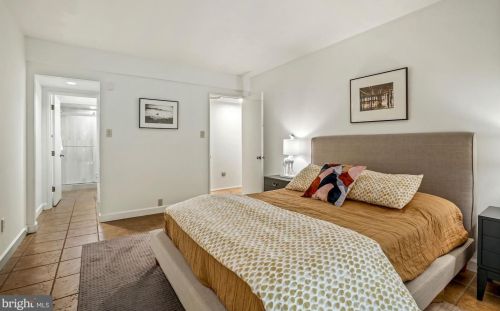 2810 Battery Pl, Washington DC  20016-3439 exterior