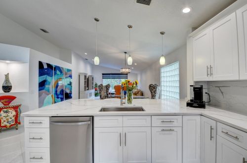 11652 Castellon Ct, Boynton Beach FL  33437-4085 exterior