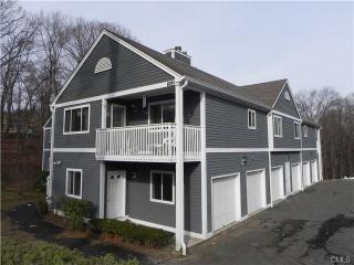304 Fairmount Dr, Upper Stepney CT  06468-2877 exterior