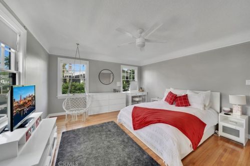 126 Orizaba Ave, Long Beach CA  90803-2527 exterior