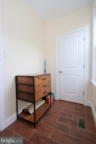 5121 Hazel Ave, Philadelphia PA 19143-1512 exterior