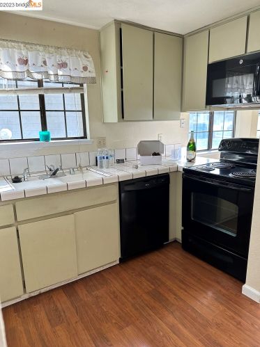 1828 Babbe St, Oakley, CA 94561-1639