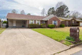 5361 Albemarle Dr, Memphis TN  38135-8201 exterior