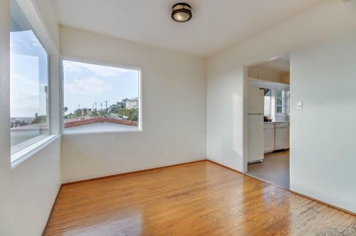 1917 California St, San Diego CA 92110-2113 exterior