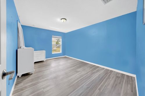 1233 Alcantarra Blvd, Fort Pierce FL  34953-3448 exterior