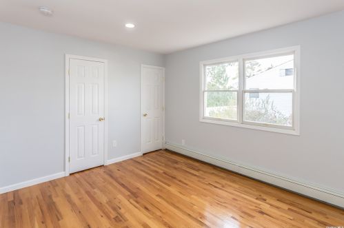 136 Bishop Rd, Babylon NY  11704-5246 exterior