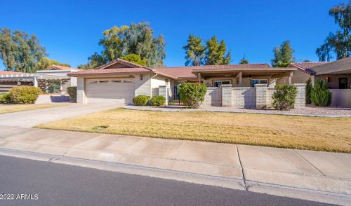 1365 Leisure World, Mesa, AZ 85206-3028