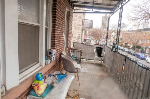 1847 Barnes Ave, Bronx NY  10462-3607 exterior