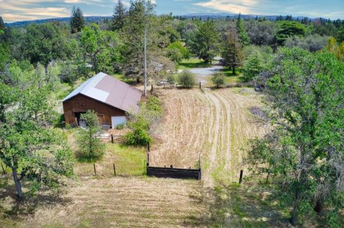 3120 Humphrey Rd, Loomis CA  95650-9095 exterior