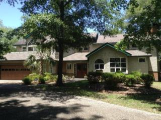 3117 Bogie Ct, Supply, NC 28462-2100