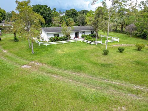 611 Rambling Dr Cir, West Palm Beach FL  33414-5039 exterior