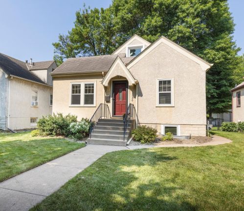 2530 Mckinley St, Minneapolis, MN 55418-4011