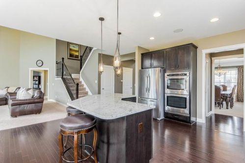 1240 Stone Trail Dr, Blacklick, OH 43004-8372
