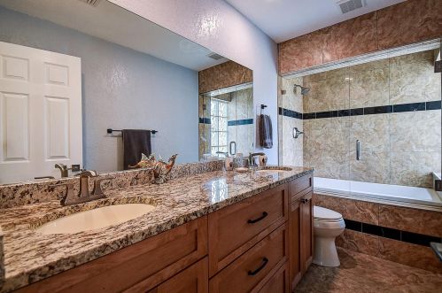 2579 60th Ave, Saint Petersburg FL  33712-5219 exterior