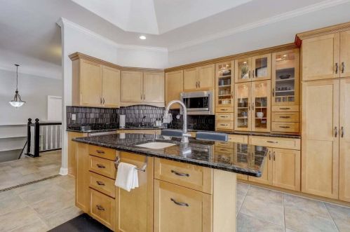 1947 Southwood Trl, West Bend WI  53090-8971 exterior