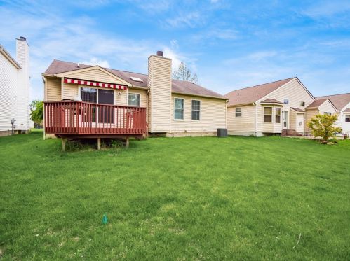 1867 Winding Hollow Dr, Darbydale OH  43123-4784 exterior