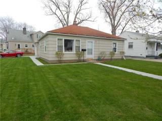 2915 Lutaway Dr, Toledo, OH 43614-5432