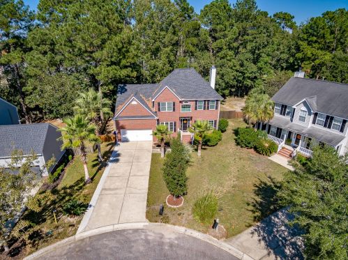 2813 Bottle Brush Ct, Mount Pleasant SC  29466-9202 exterior