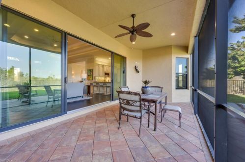 3200 Atlantic Cir, Naples FL 34119-8637 exterior