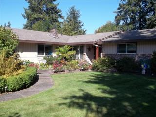 765 141st St, Tacoma, WA 98444-3378