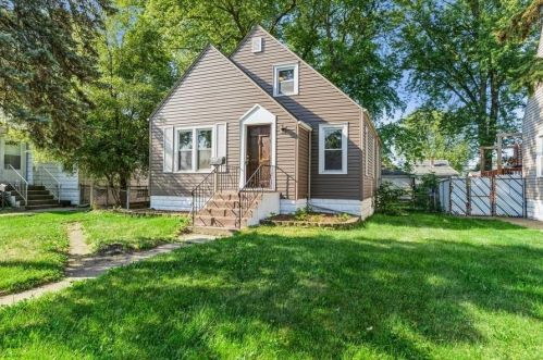 2958 Kenwood St, Hammond, IN 46323-1141