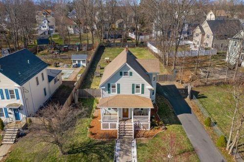 79 Border St, Dedham, MA 02026-3603