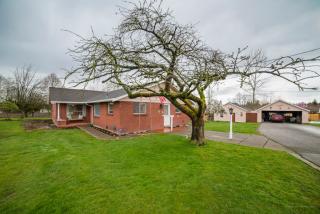 9720 67th Ave, Marysville, WA 98270-7932