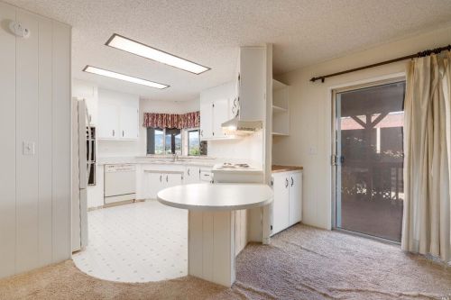 49 Rancho Grande Dr, Ukiah CA  95482-8628 exterior