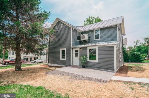 3505 Main St, Toms Brook VA  22660-1709 exterior