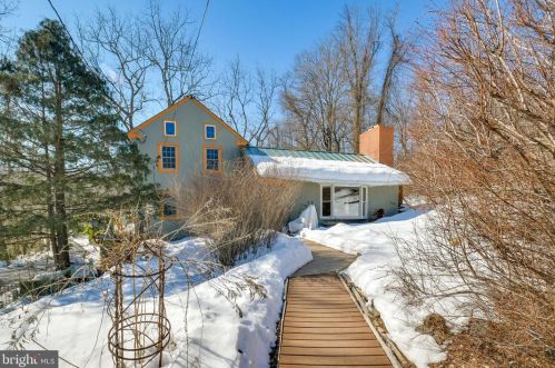 150 Woodland Dr, Upper Black Eddy, PA 18972-9733