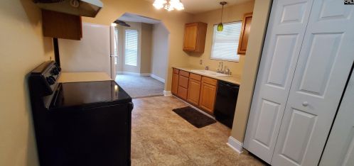 601 Crestwood Arch, Lexington SC  29073-7201 exterior