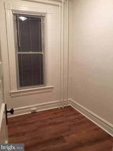 407 College Ave, Lancaster PA 17603-3319 exterior