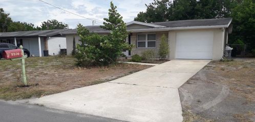 7200 Country Club Dr, Port Richey, FL 34667-1897