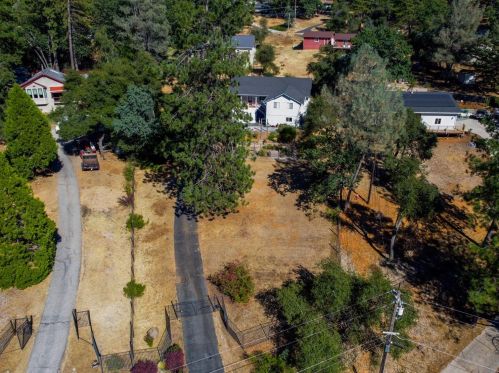 17155 Oscar Dr, Grass Valley CA  95949-7220 exterior