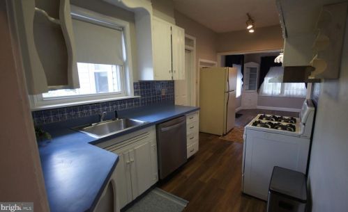 9 16th St, Camp Hill PA  17011-4801 exterior