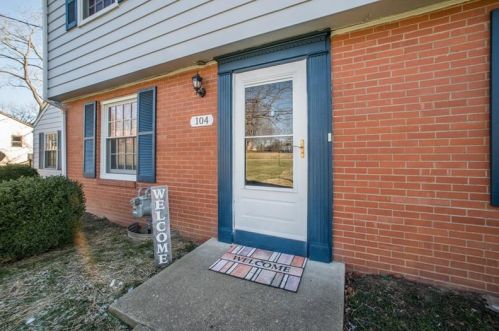104 Thompsonville Rd, Canonsburg, PA 15317-3240