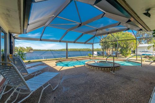 450 Coral Creek Dr, Placida FL  33946-2320 exterior