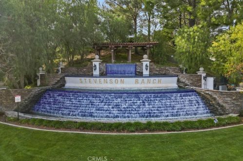 25808 Anderson Ln, Santa Clarita, CA 91381-1224