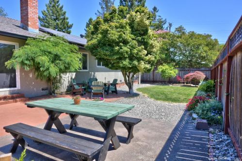805 Jack London Dr, Santa Rosa CA  95409-3512 exterior