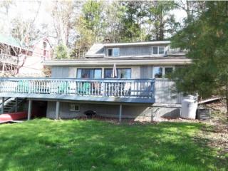 86 Goodsell Pt, Colchester, VT 05446-7589