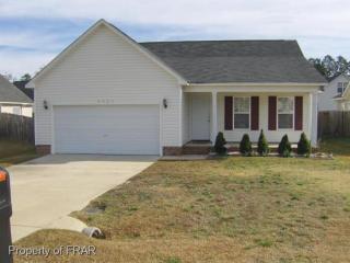 4837 Laurelwood Pl, Fayetteville NC  28306-3929 exterior