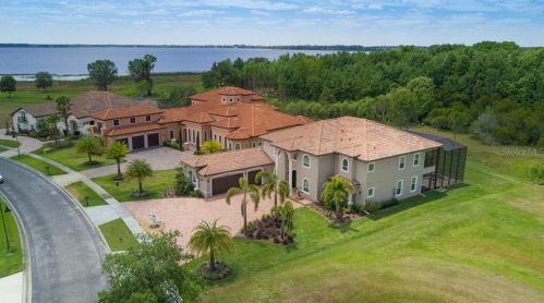 10124 Wittenberg Way, Orlando, FL 32832-7022