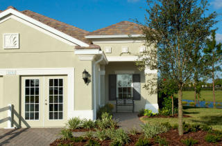 5442 Fairfield Blvd, Bradenton, FL 34203-8073