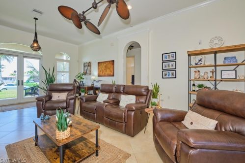 1121 1 Ter, Cape Coral FL  33991-1591 exterior