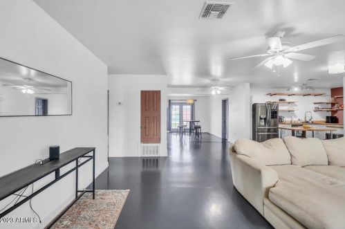 1901 22nd St, Phoenix AZ  85006-2446 exterior