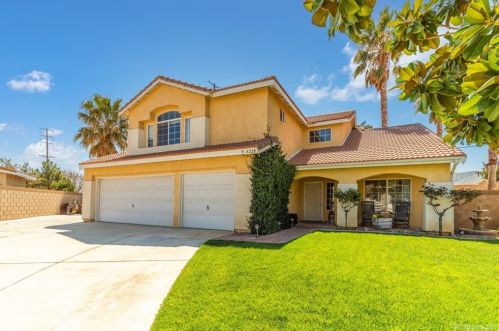 6228 Sunset Canyon Ct, Lancaster, CA 93536-3758