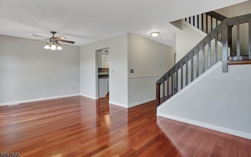 10 Olive Ct, Flemington NJ  08822-3037 exterior